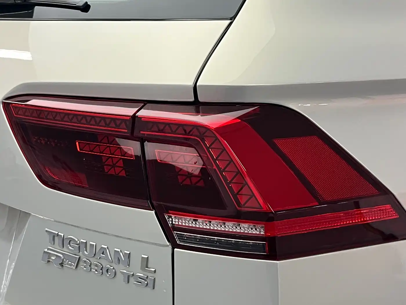 Volkswagen Tiguan L 2017 330TSI Automatic 2WD Flagship Edition фото 6
