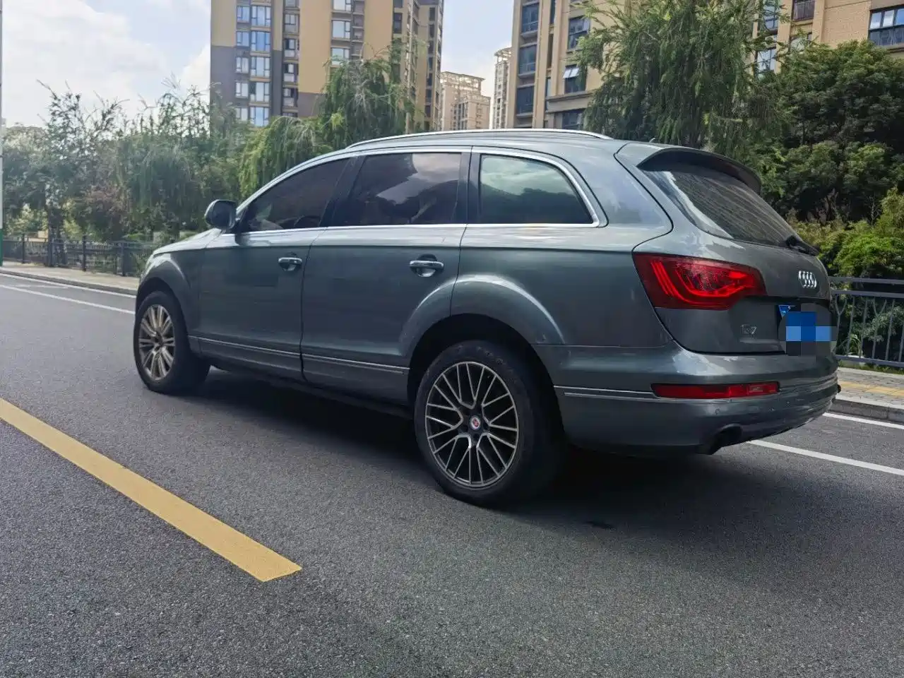 Audi Q7 2010 3.6 FSI Technology Sport Limited Edition фото 9