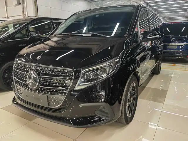 MERCEDES-BENZ V CLASS