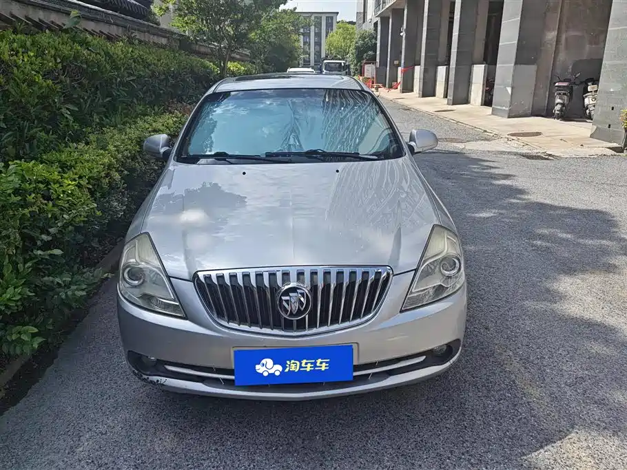 Buick Excelle 2013 1.5L Manual Classic Edition фото 2