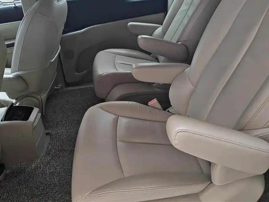 Buick GL8 2018 28T Luxury Model China VI фото 10