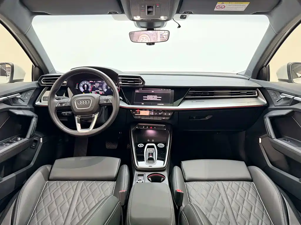 Audi A3 2025 2025 Facelift A3L Limousine 35TFSI Flying Spur Premium