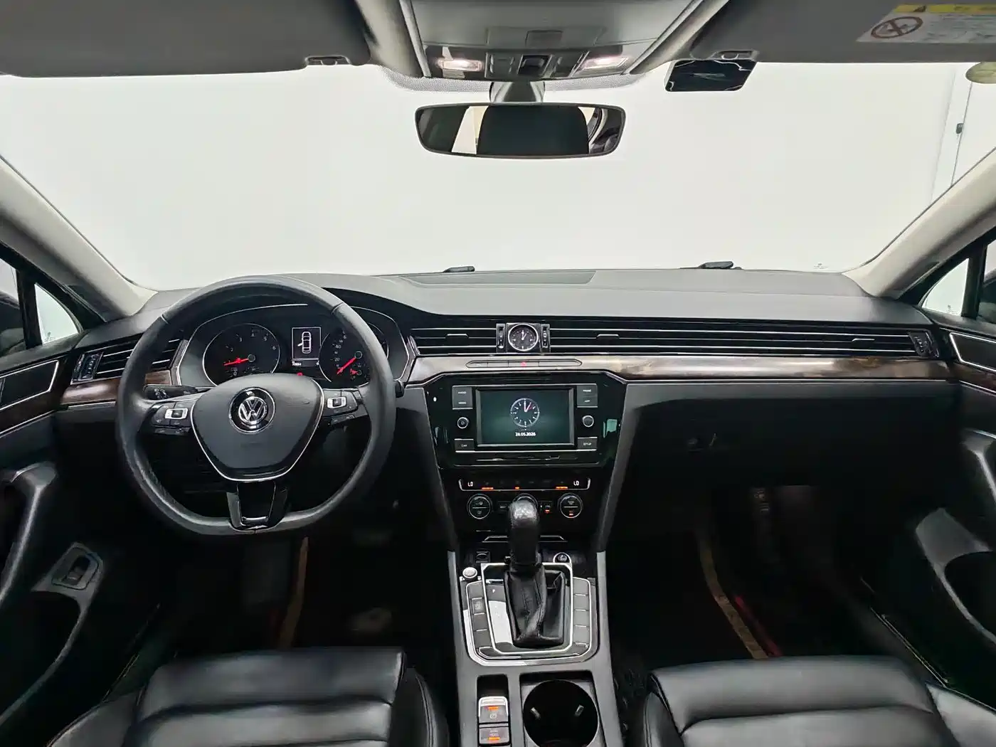 Volkswagen Magotan 2018 330TSI DSG Luxury фото 10