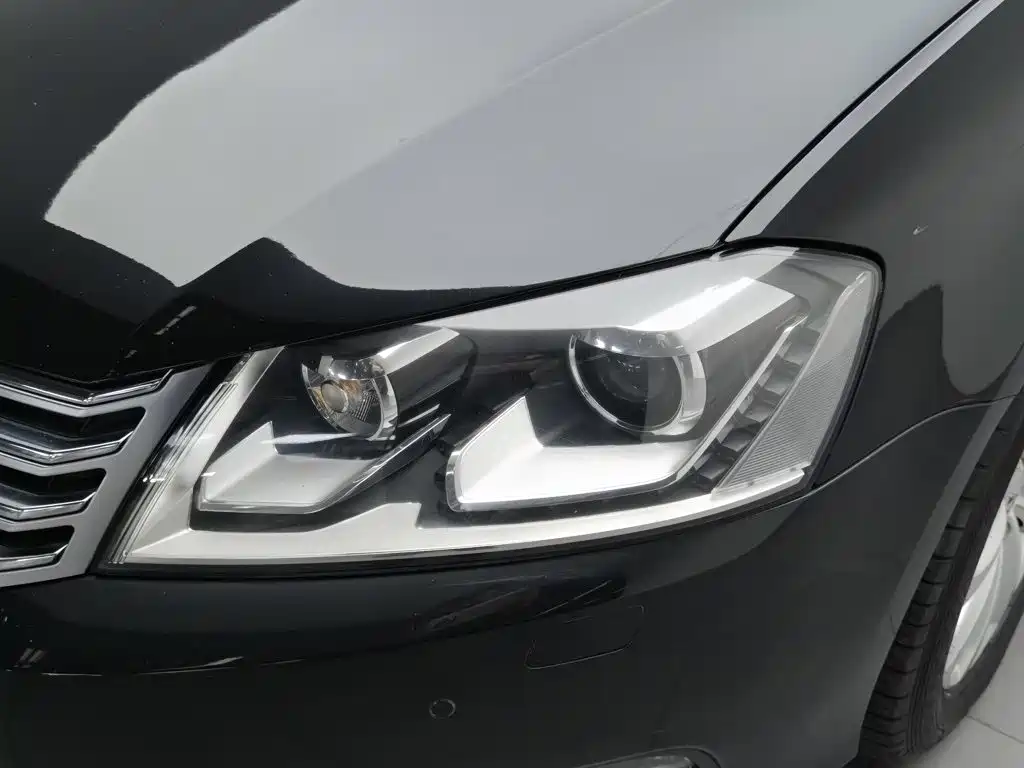 Volkswagen Magotan 2012 2012 Facelift 1.8TSI Luxury