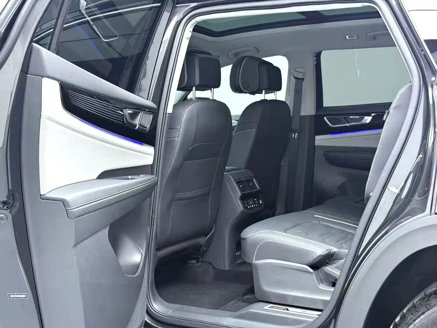 Фото 7 - Volkswagen Teramont