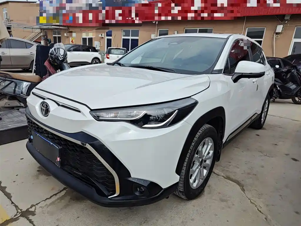 Toyota Frontlander 2023 2.0L CVT Leading Edition фото 2