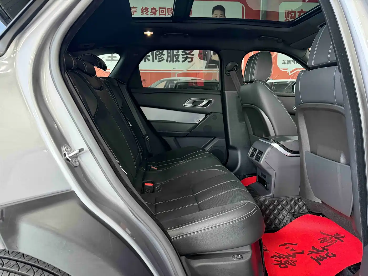 Land Rover Range Rover Velar 2020 P250 R-DYNAMIC S фото 16