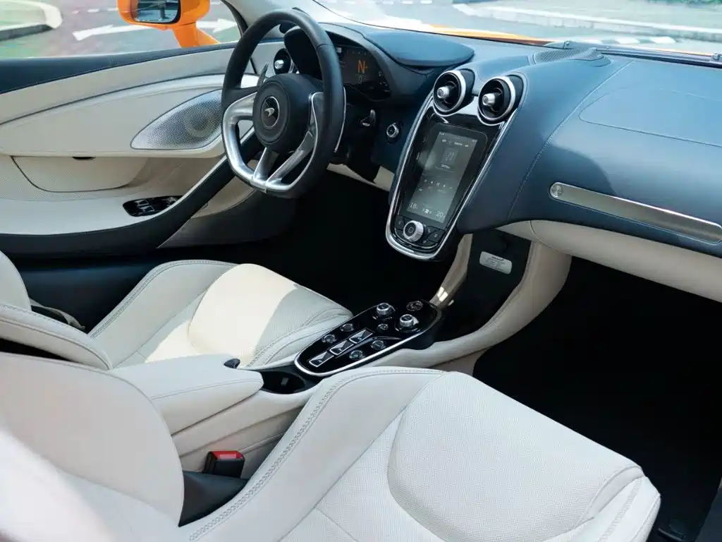 McLaren GT 2023 2023 4.0T Standard Model