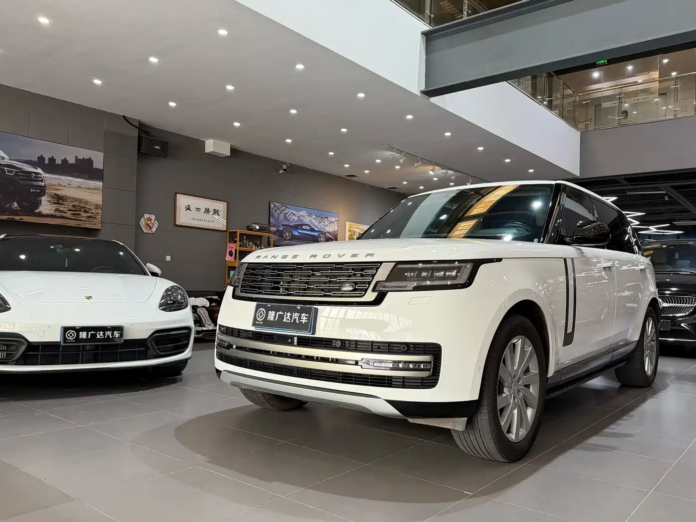 LAND ROVER RANGE ROVER