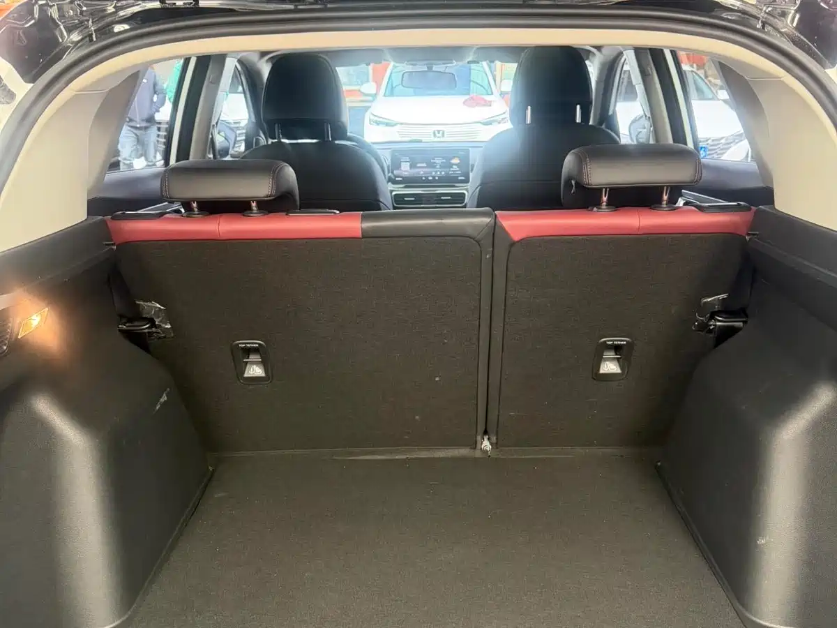 GEELY AUTOMOBILE BINYUE