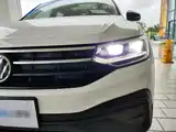 Фото 24 - Volkswagen Tiguan L