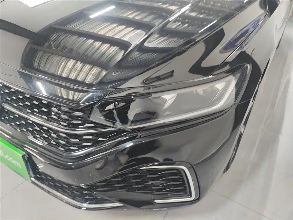 Volkswagen Passat 2024 330TSI Starlight Elite Edition фото 24