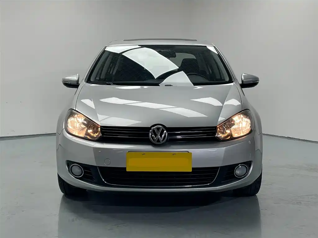 Volkswagen Golf 2012 1.6 Automatic Comfort Type фото 5