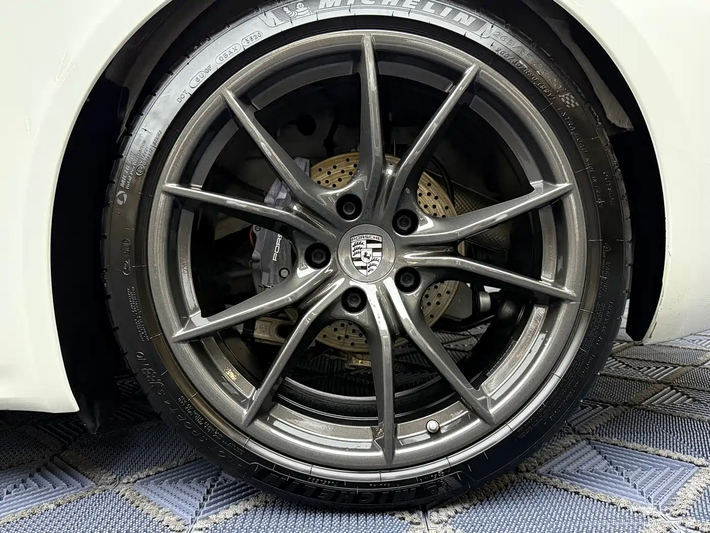 Porsche 718 2019 Boxster T 2.0T фото 7