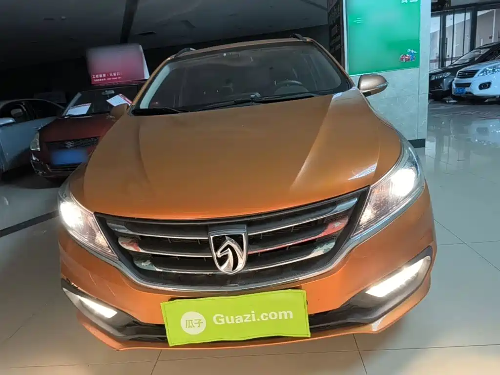 Baojun 310 2017 2017 1.5L Manual Luxury
