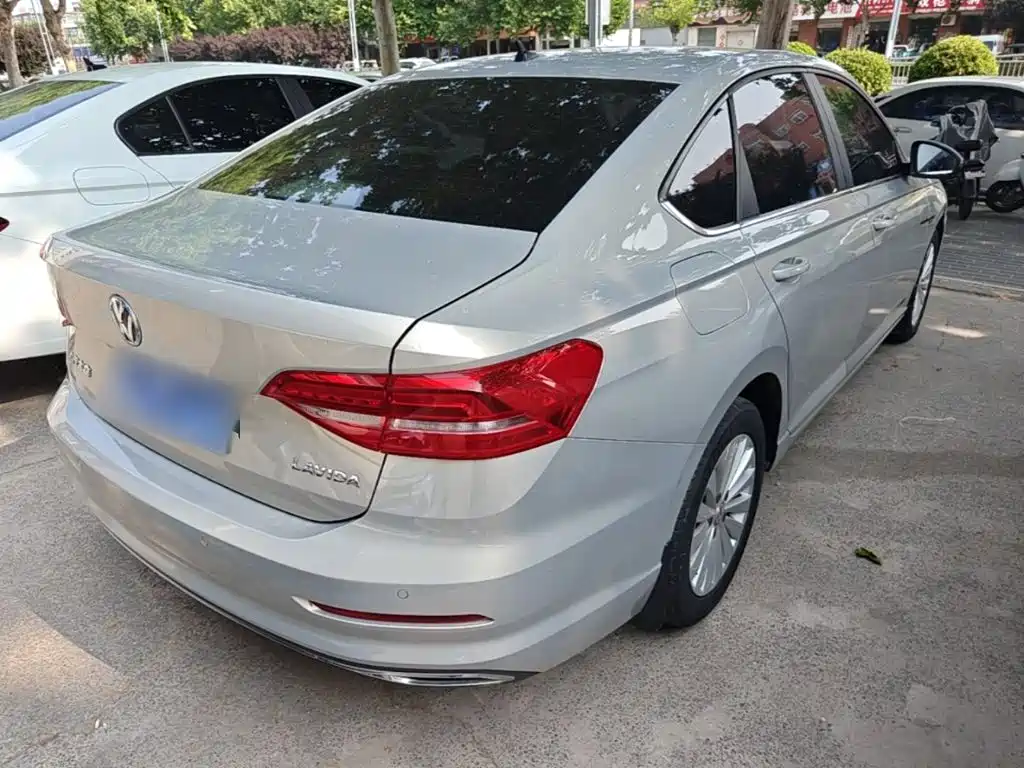 VOLKSWAGEN LAVIDA