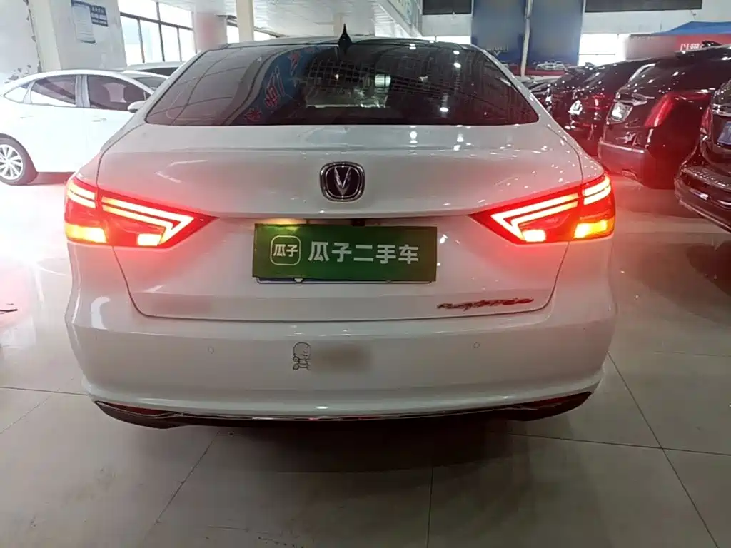 Changan Raeton CC 2018 2018 1.5T Automatic Luxury Class China V