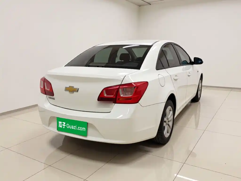 Chevrolet Cruze 2017 2015 1.5L Classic SE MT