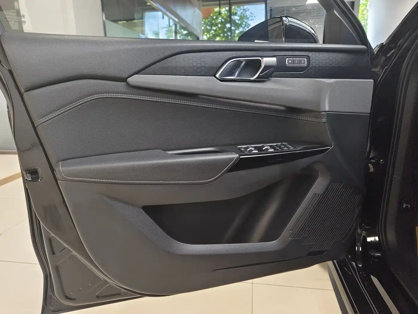 Lynk & Co 03 2021 2.0TD Auto Jin Pro фото 10