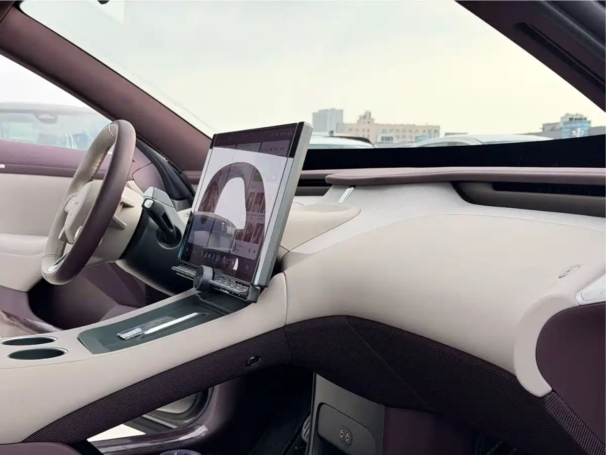 XIAOMI CAR XIAOMI YU7