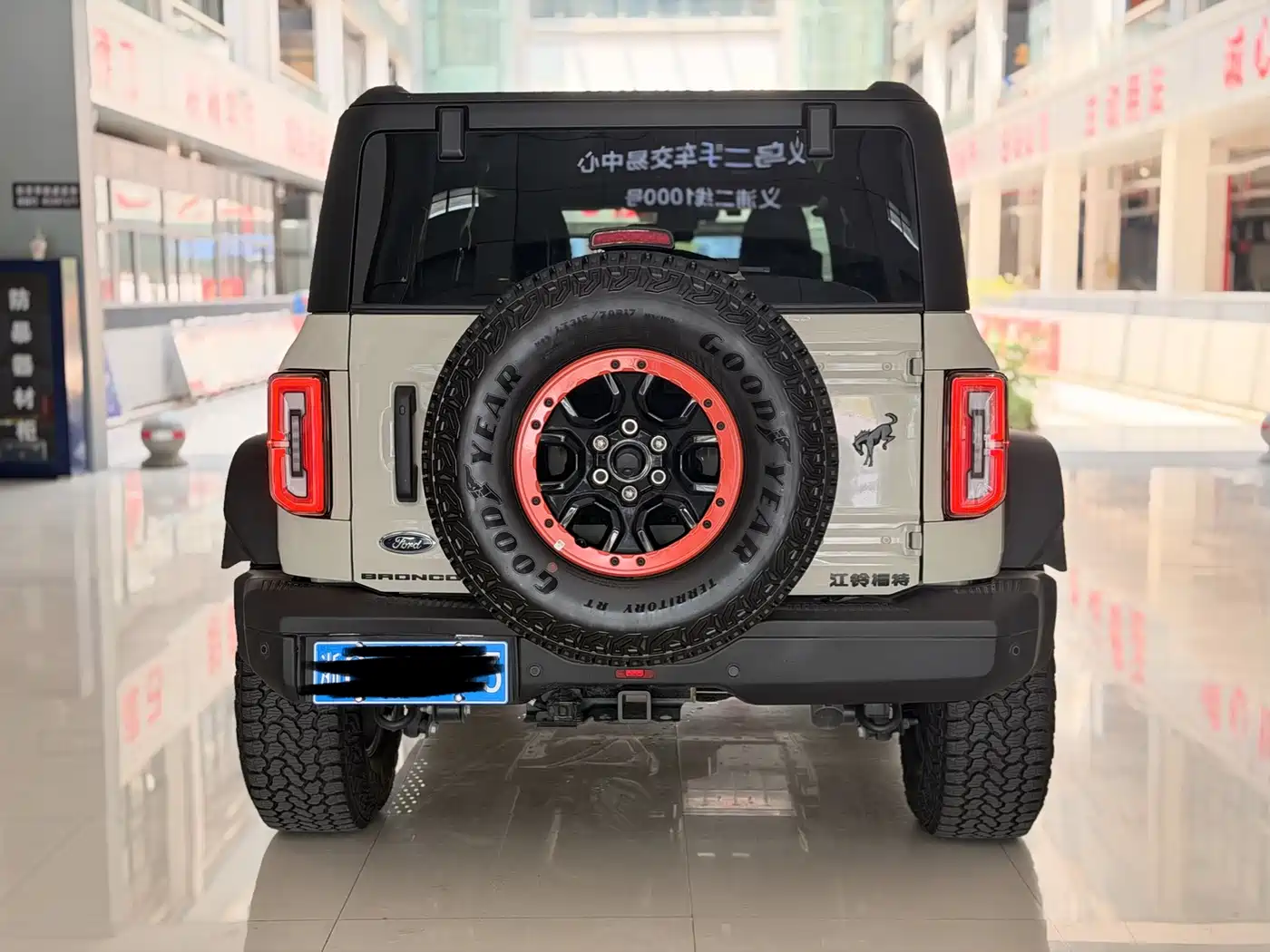 Ford Bronco 2025 2025 2.3T Mega Dune Limited Custom Edition