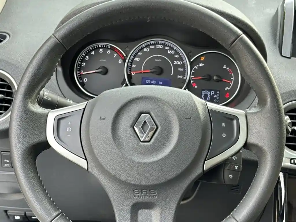 Renault Koleos (Import) 2014 2014 2.5L 2WD Comfort Edition
