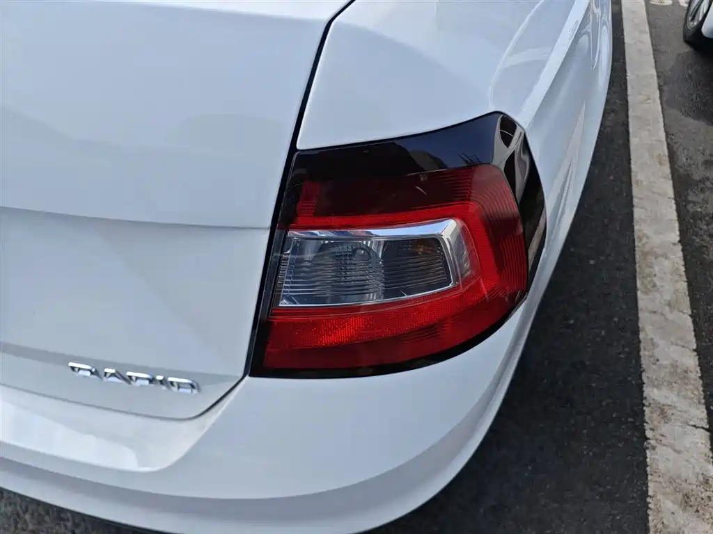 Škoda Rapid 2019 1.5L Manual Comfort Version China VI фото 8
