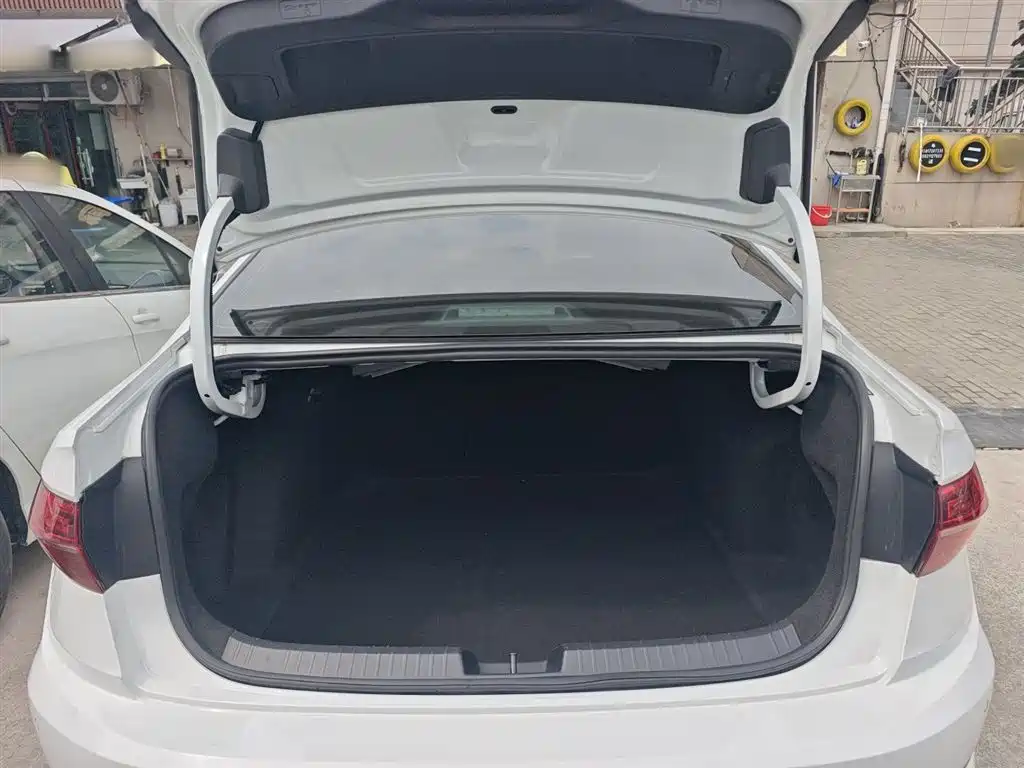 Volkswagen Sagitar 2020 200TSI DSG Comfort China VI фото 19