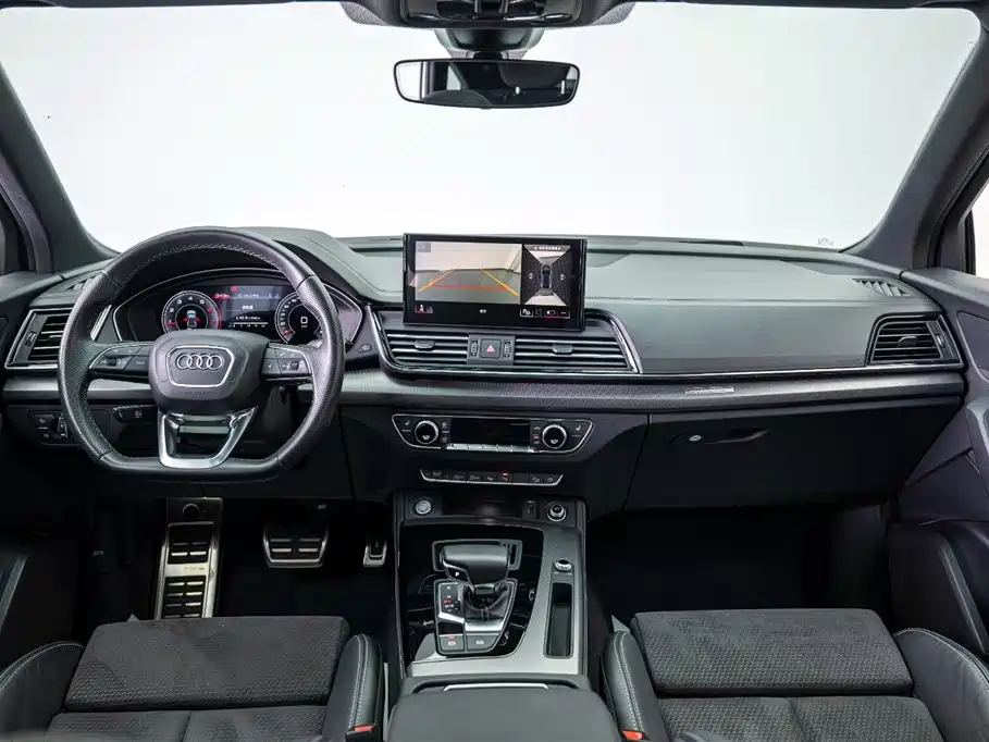 AUDI Q5L SPORTBACK