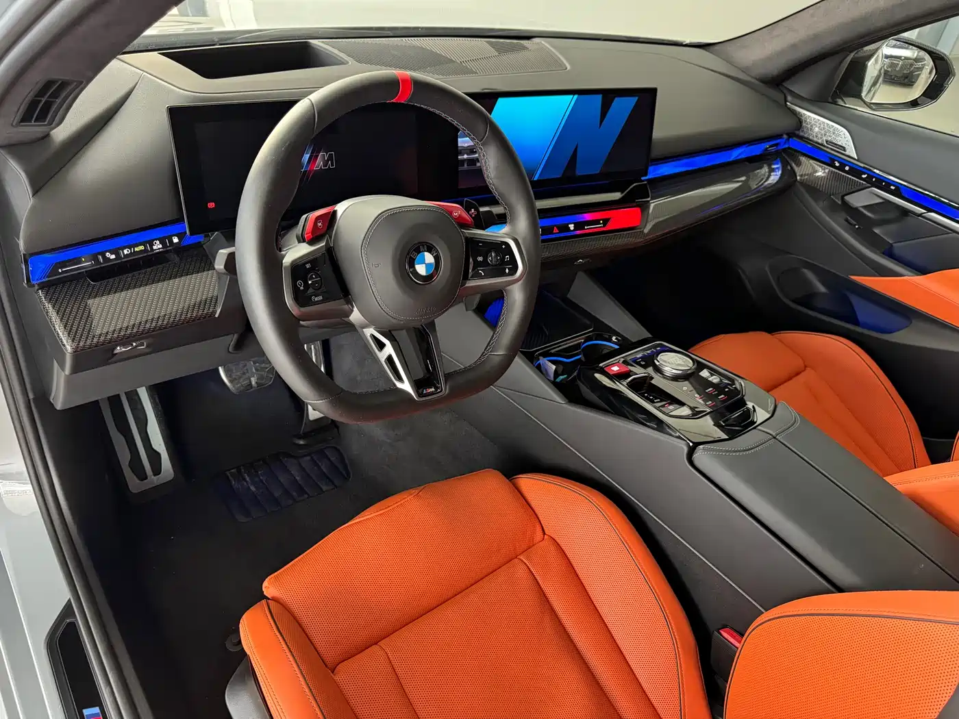 BMW M5 New Energy 2025 M5 фото 38