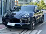 Photo 1 - Porsche Cayenne