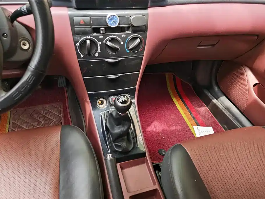BYD F3 2012 Energy-saving Edition 1.5L Manual Comfort фото 16