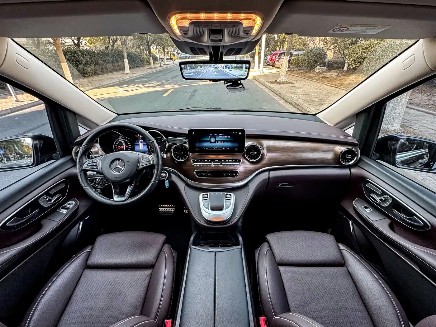 MERCEDES-BENZ V CLASS