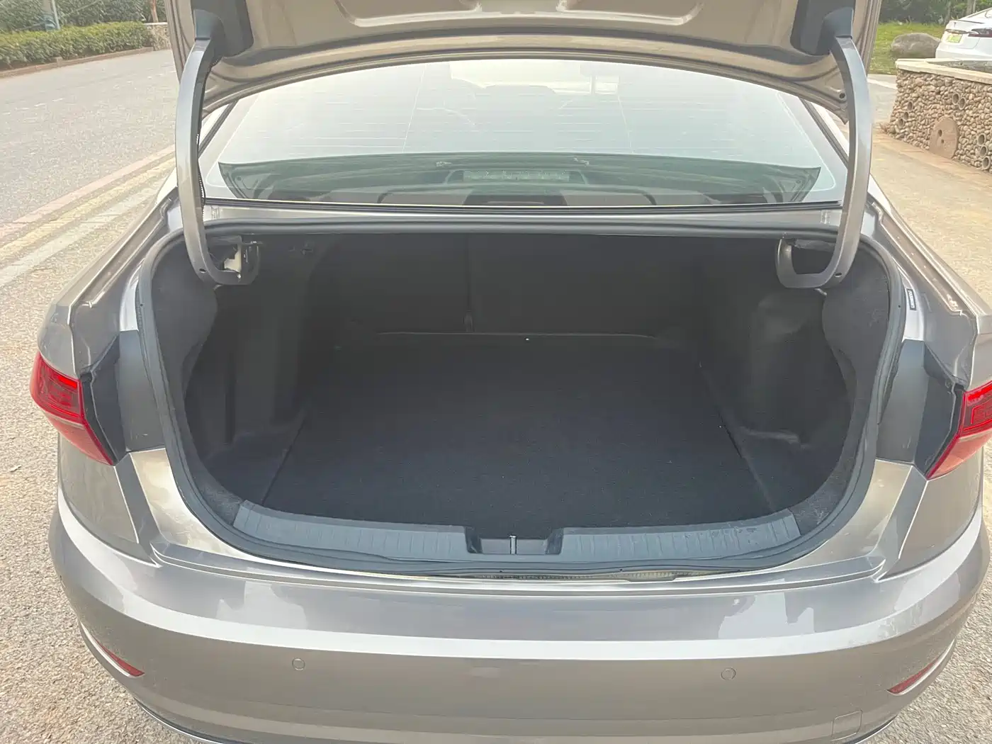 Volkswagen Sagitar 2021 280TSI DSG Comfort Smart Connect Edition фото 10
