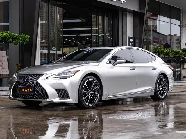  Lexus Lexus LS 2021 500h Executive Edition