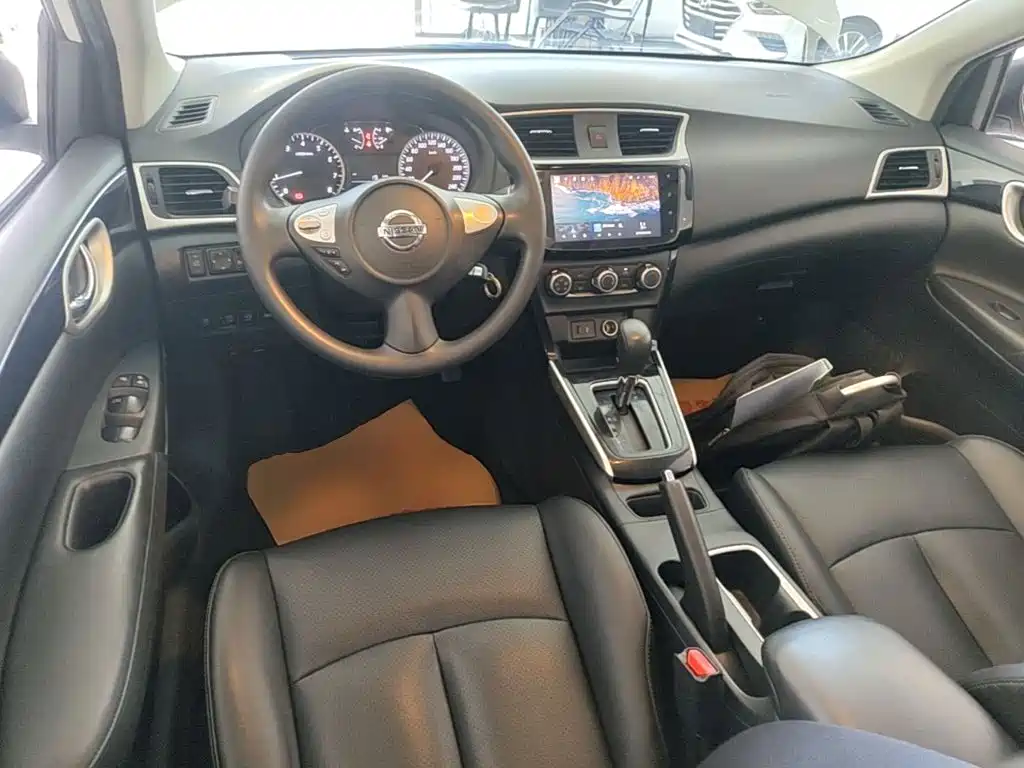 Nissan SYLPHY, миниатюра 10