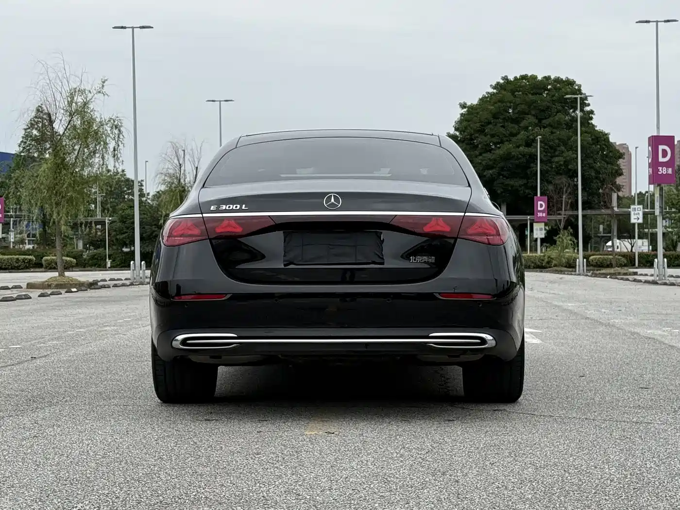 Mercedes-Benz E-Class 2024 Model E 300 L Luxury фото 6