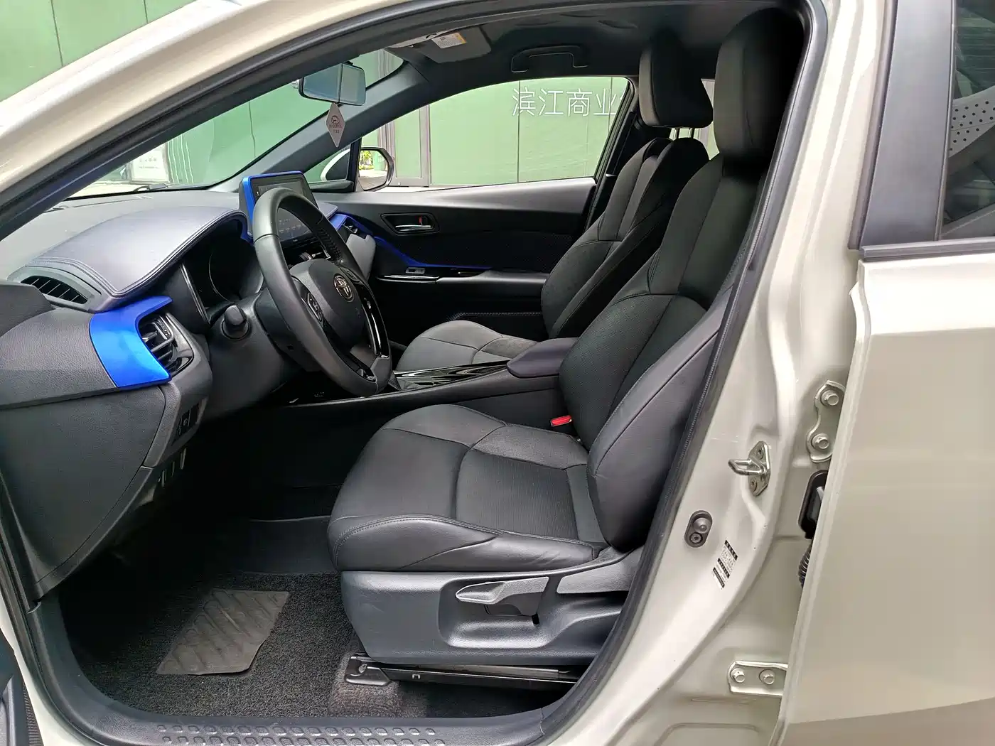Toyota IZOA 2018 2.0L Yichi Edition China V фото 7