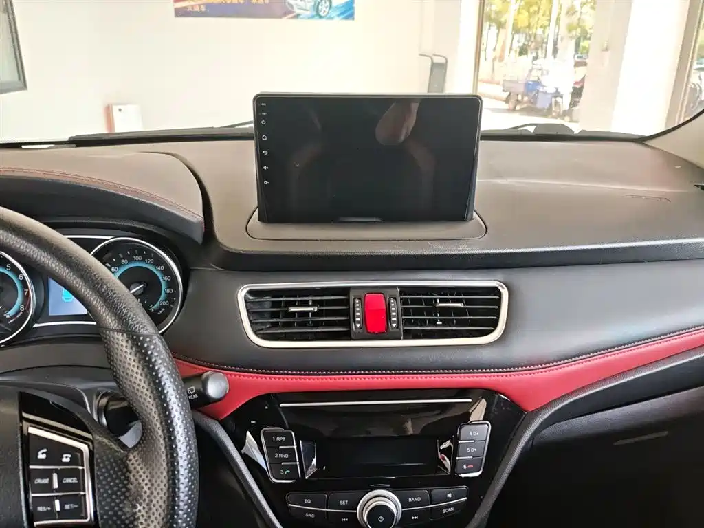 Haval H1 2017 Blue Label 1.5L AMT Standard фото 9