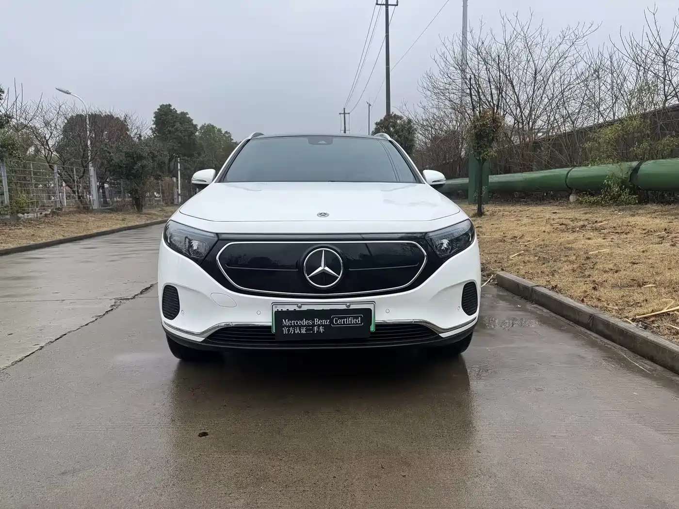 Photo 3 - Mercedes-Benz EQA
