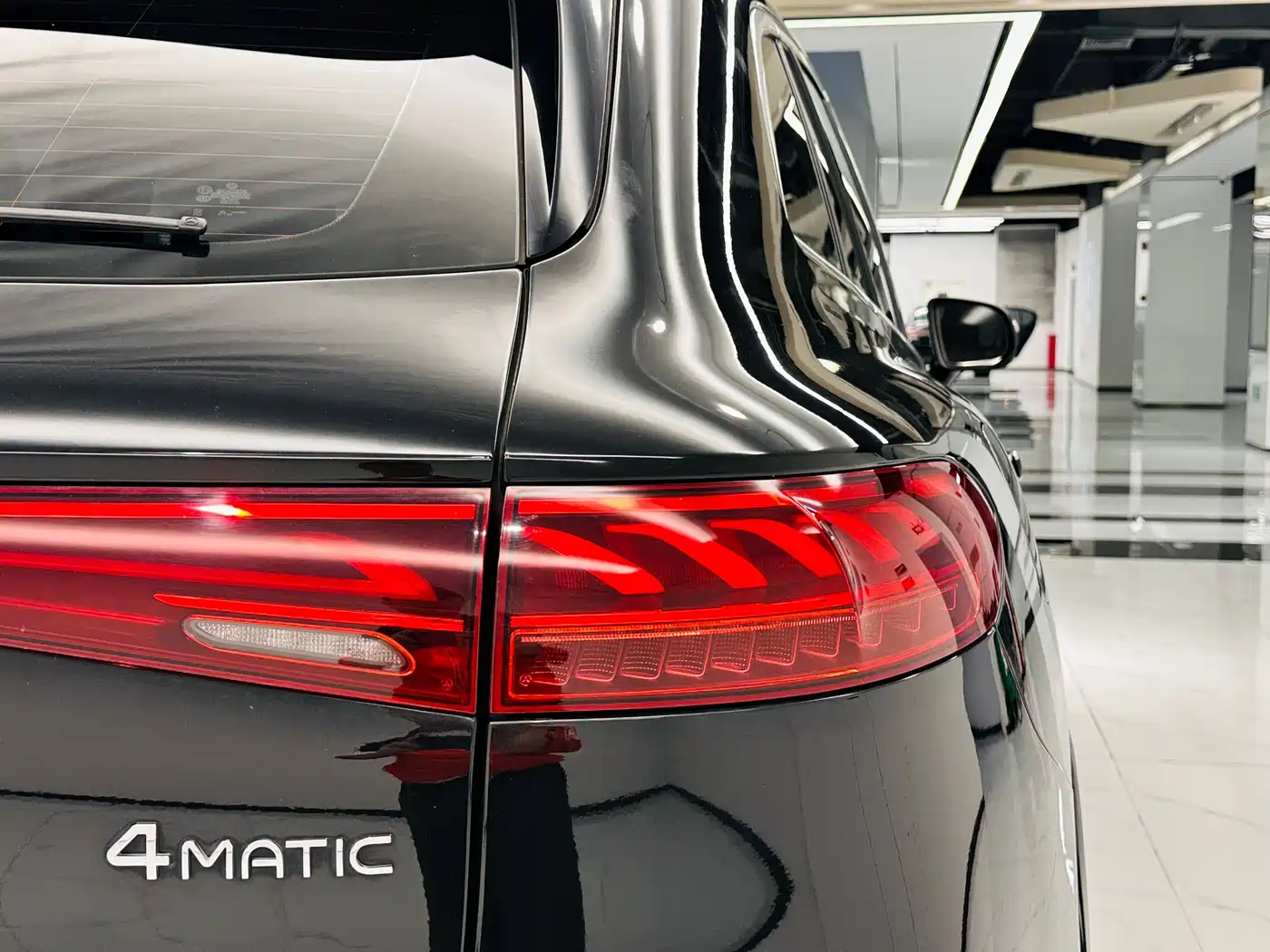 Mercedes-Benz EQS SUV 2023 450 4MATIC Pioneer Edition фото 12