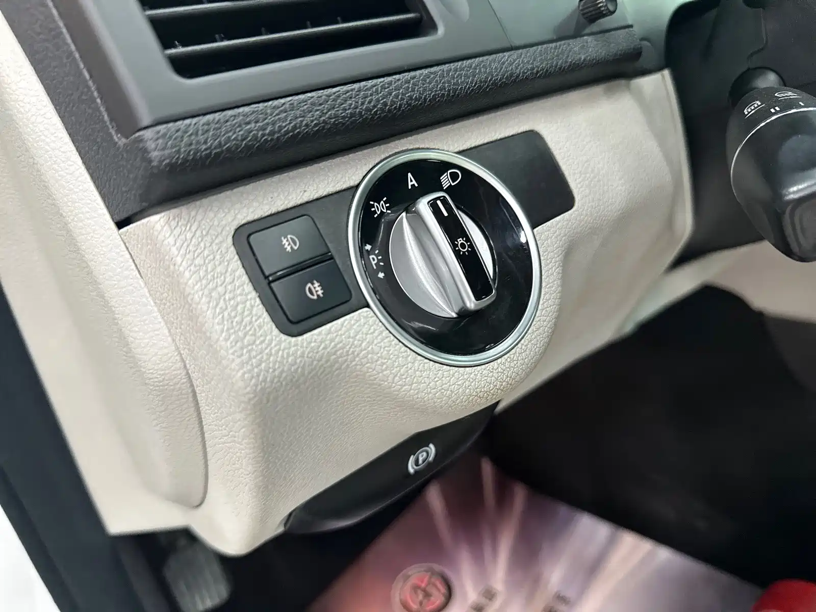 Фото 6 - Mercedes-Benz C-Class
