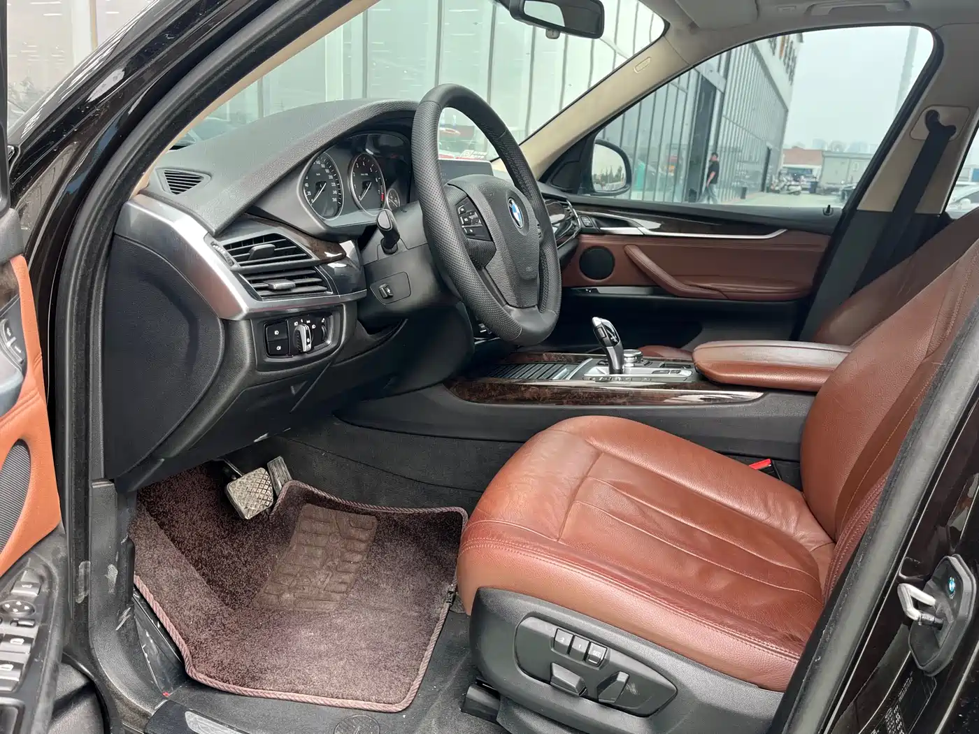 BMW X5 (Import) 2014 xDrive35i Leading фото 4