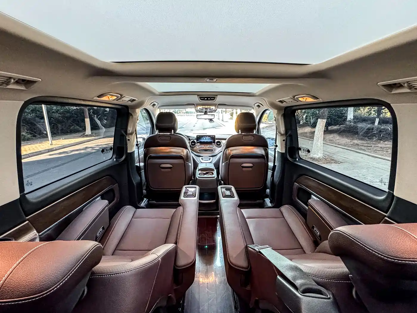 MERCEDES-BENZ V CLASS