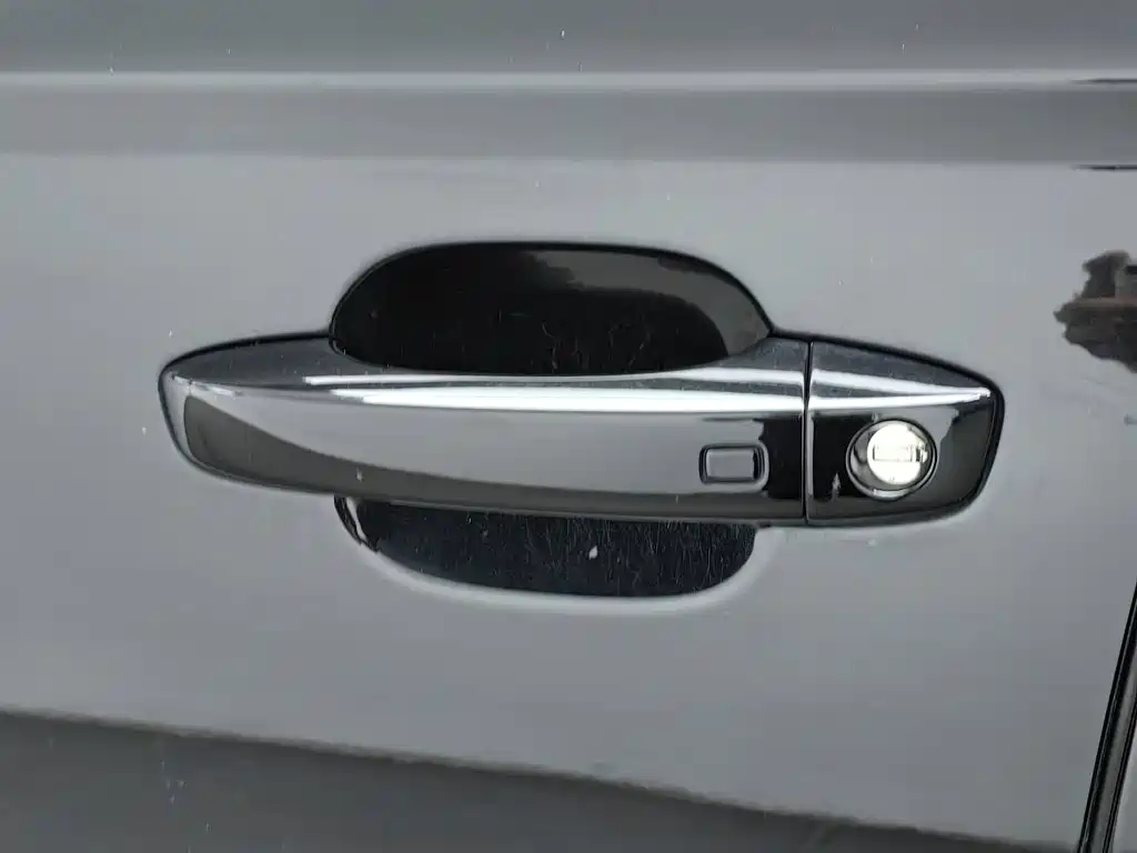 Photo 18 - Audi A6L