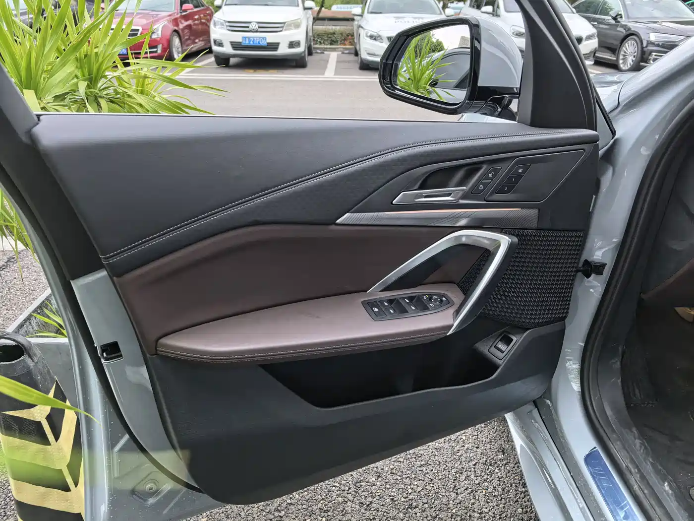 BMW X2 (Import) 2026 2024 sDrive25i M Sport Package