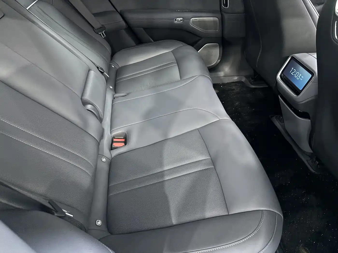 Xiaomi Auto Xiaomi YU7 2025 Extended Range AWD Pro фото 8