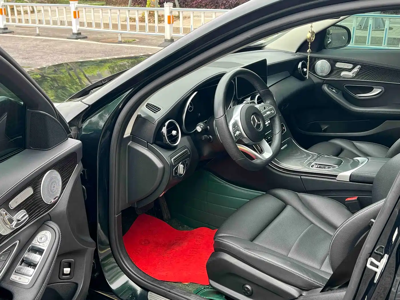 Mercedes-Benz C-Class 2021 C 260 L Sport Starry Exclusive Edition фото 9