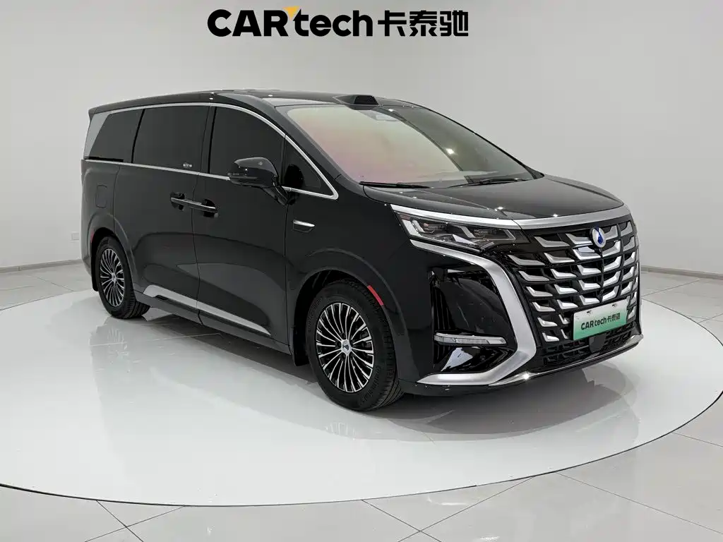 Denza D9 2025 2025 DM-i Smart Drive Edition 1020 AWD Prestige