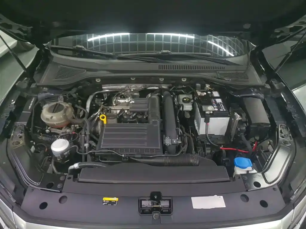 Volkswagen Passat 2023 Facelift 280TSI Business Edition фото 23